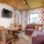 Meerberg Apartahotel 4*