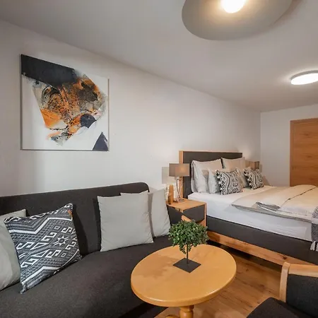 Meerberg Aparthotel Pertisau