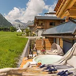 Aparthotel Meerberg 4*