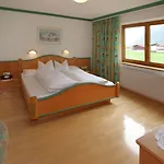 Aparthotel Meerberg 4*